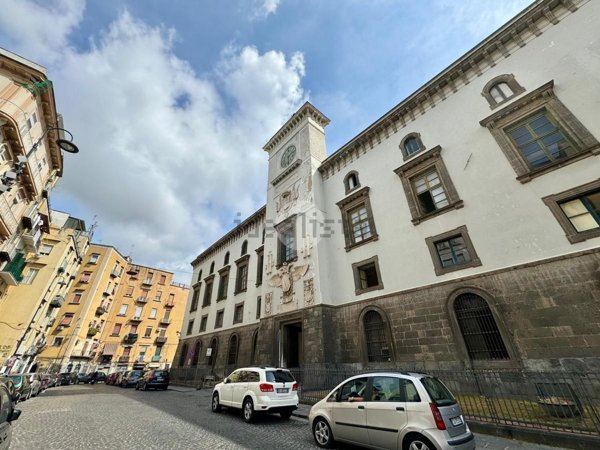 appartamento in vendita a Napoli in zona San Lorenzo