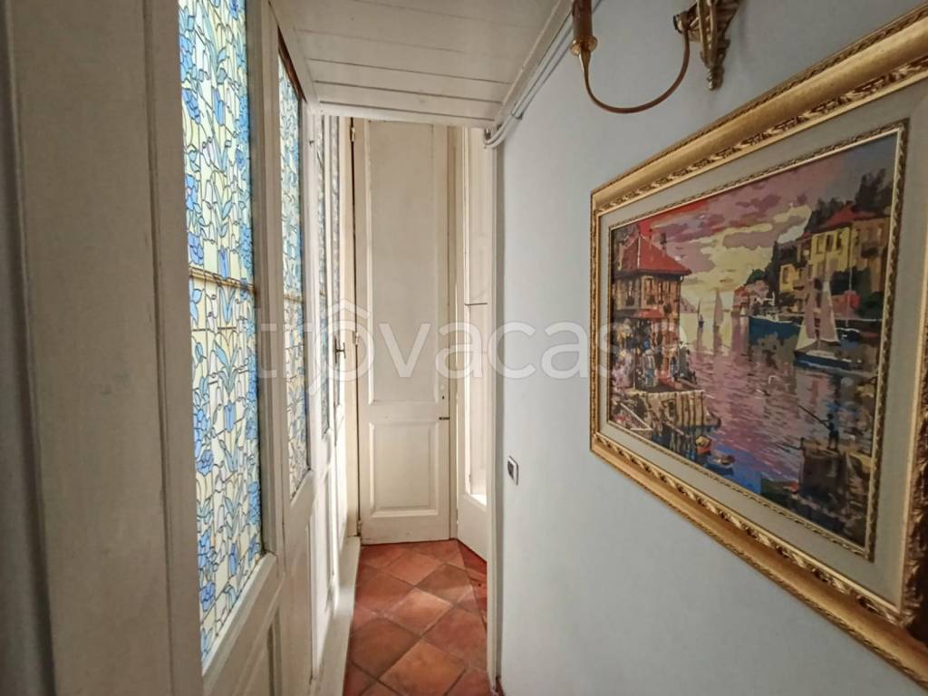 appartamento in vendita a Napoli in zona Pendino / San Giuseppe