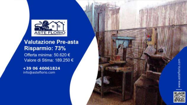 negozio in vendita a Napoli in zona Vicaria