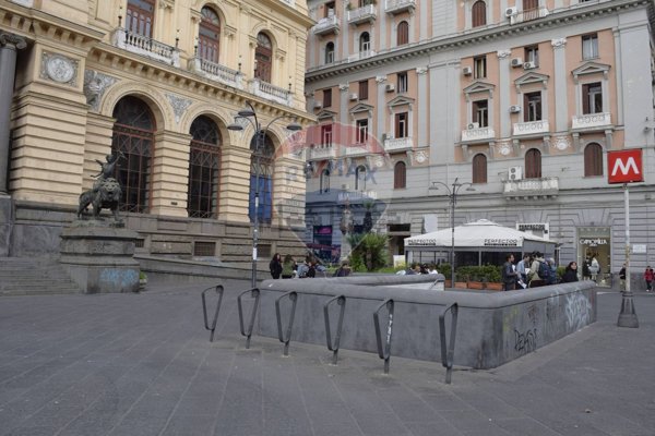 appartamento in vendita a Napoli in zona Porto
