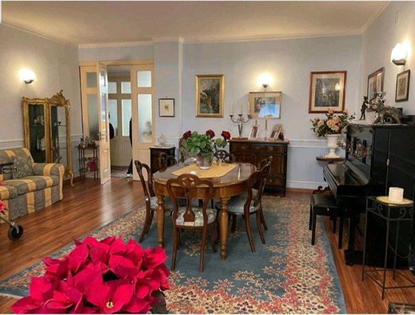 appartamento in vendita a Napoli in zona Posillipo