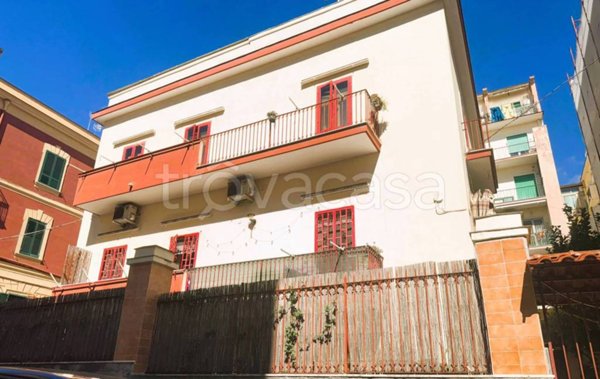 appartamento in vendita a Napoli in zona Bagnoli