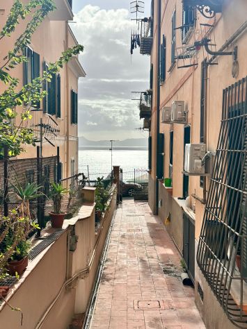 appartamento in vendita a Napoli in zona Posillipo