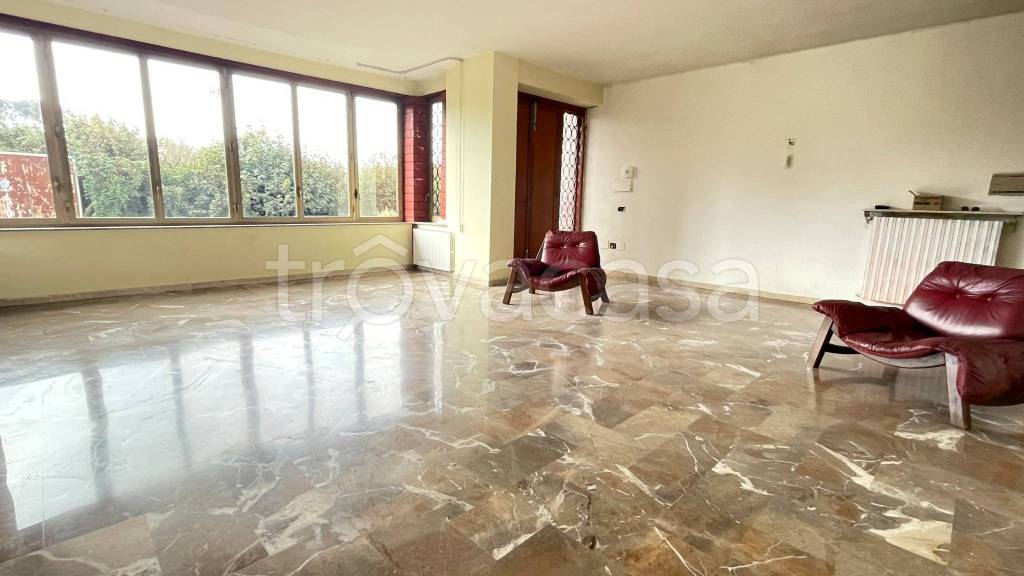 casa indipendente in vendita a Napoli in zona Piscinola