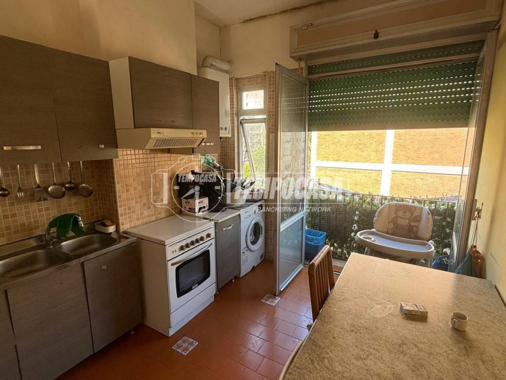 appartamento in vendita a Napoli in zona Fuorigrotta