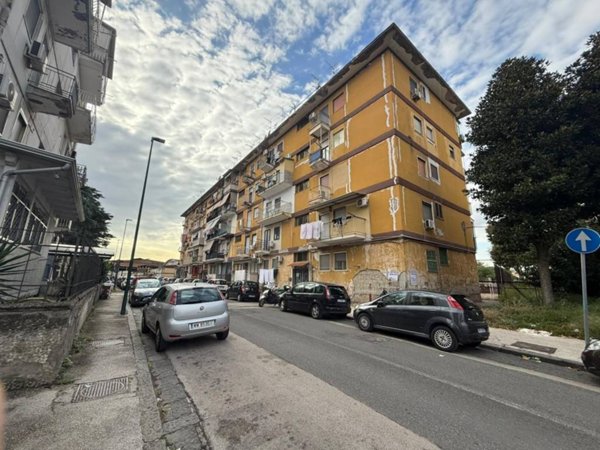 appartamento in vendita a Napoli in zona San Giovanni a Teduccio