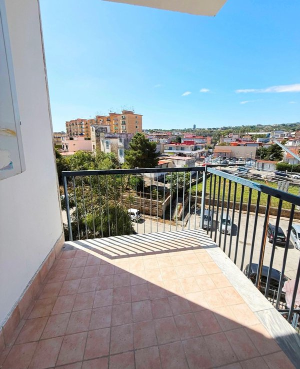 appartamento in vendita a Napoli in zona Piscinola