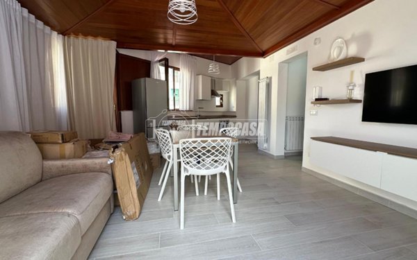 appartamento in vendita a Napoli in zona Fuorigrotta