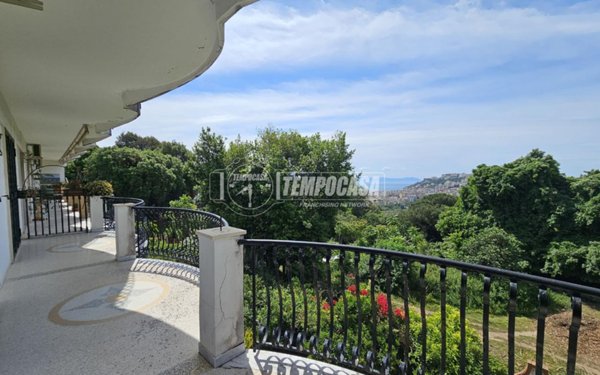 appartamento in vendita a Napoli in zona Capodimonte / Colli Aminei