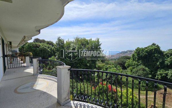 appartamento in vendita a Napoli in zona Capodimonte / Colli Aminei