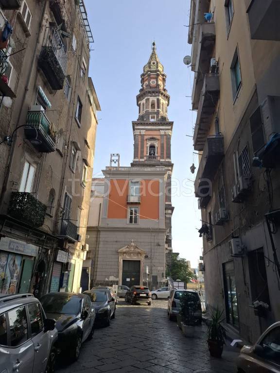negozio in vendita a Napoli in zona Mercato