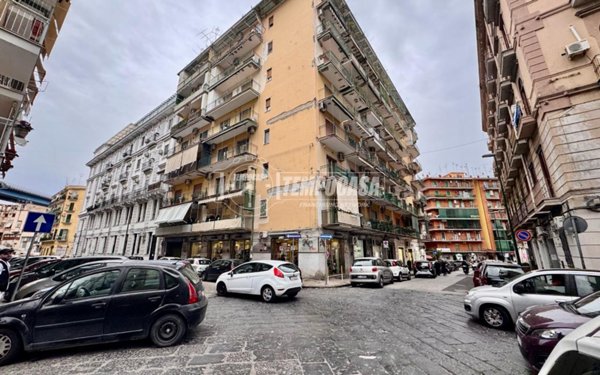 appartamento in vendita a Napoli in zona Miano