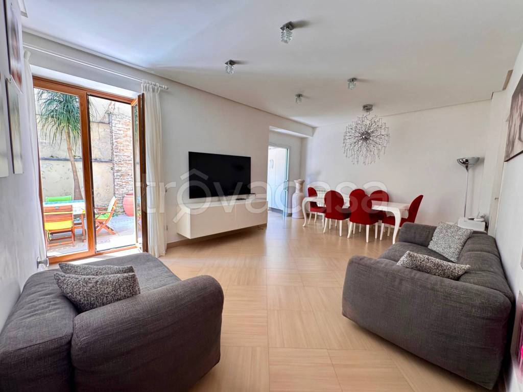 appartamento in vendita a Napoli in zona Vomero