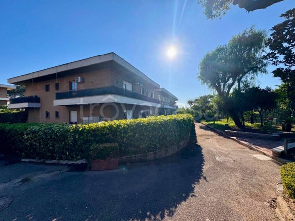 appartamento in vendita a Napoli in zona Posillipo