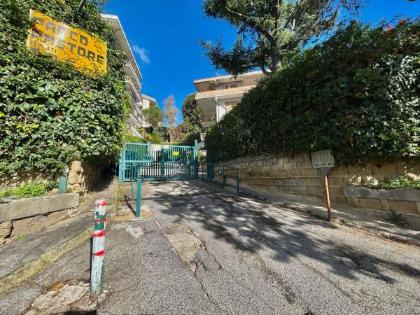 appartamento in vendita a Napoli in zona Arenella