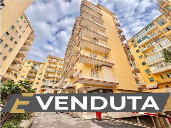 appartamento in vendita a Napoli in zona Vomero