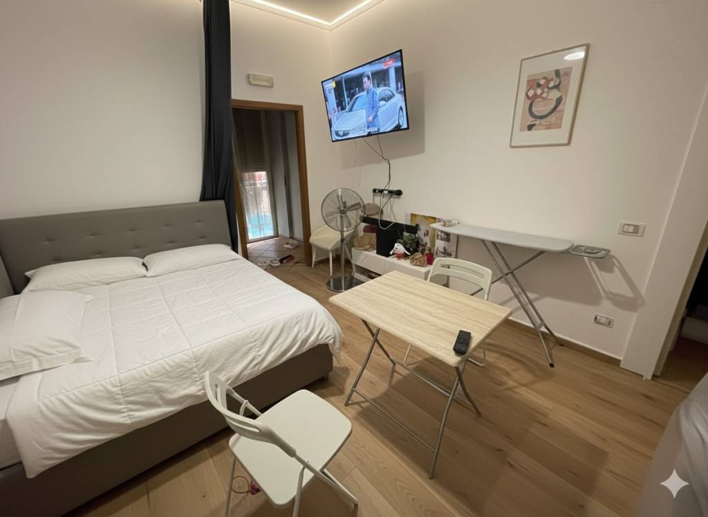 appartamento in vendita a Napoli in zona Pendino / San Giuseppe