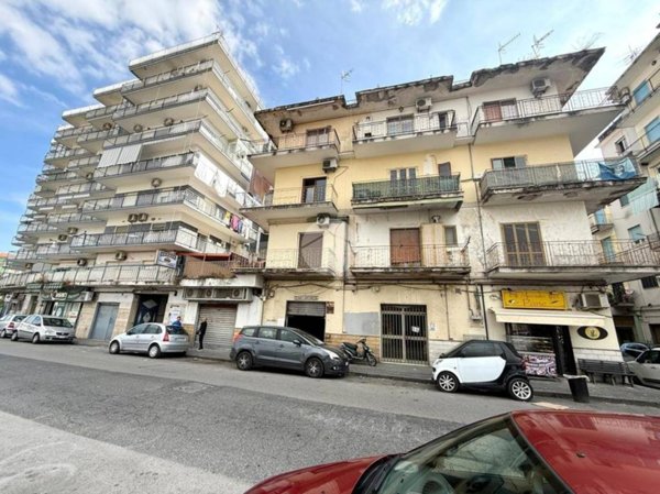 appartamento in vendita a Napoli in zona Secondigliano