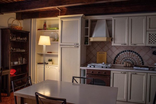 appartamento in vendita a Napoli in zona Pendino / San Giuseppe