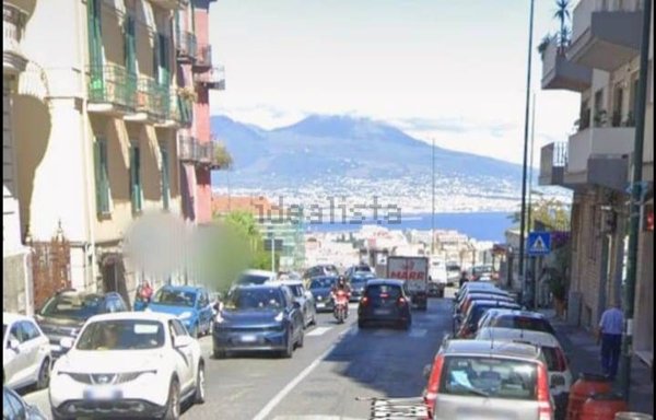 appartamento in vendita a Napoli in zona Posillipo