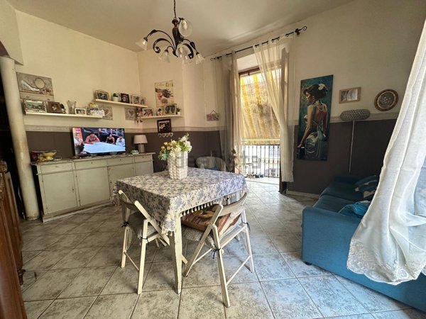 appartamento in vendita a Napoli in zona Pendino / San Giuseppe