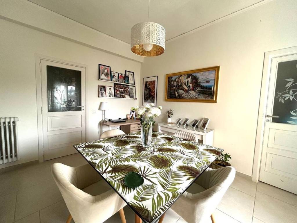 appartamento in vendita a Napoli in zona Capodimonte / Colli Aminei