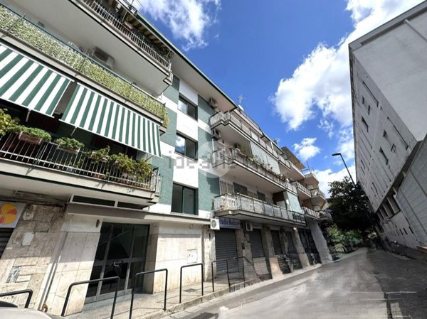 appartamento in vendita a Napoli in zona Soccavo