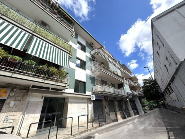 appartamento in vendita a Napoli in zona Soccavo