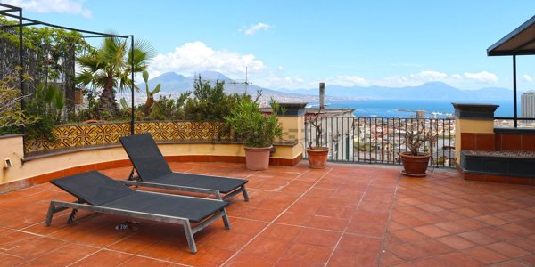 appartamento in vendita a Napoli