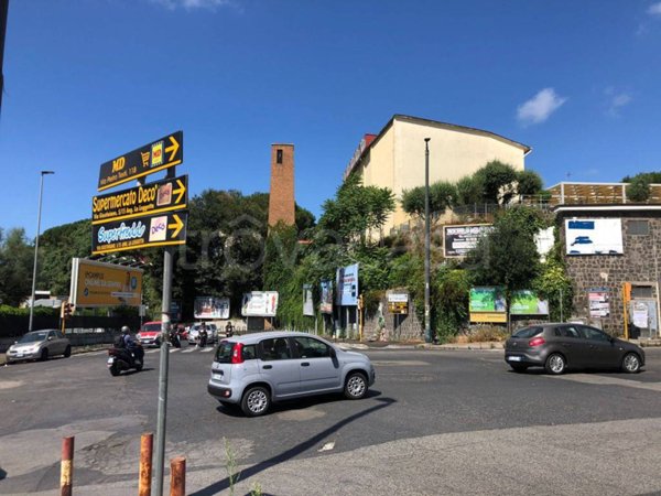 appartamento in vendita a Napoli in zona Fuorigrotta