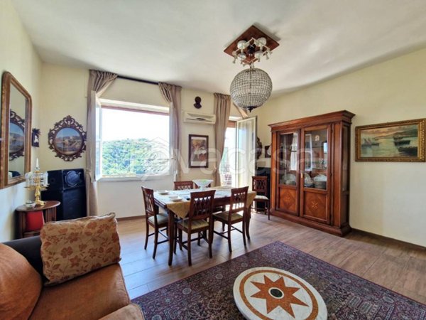 appartamento in vendita a Napoli in zona Bagnoli