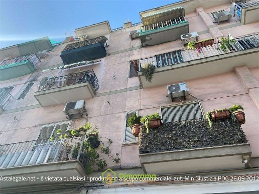 appartamento in vendita a Napoli in zona Secondigliano