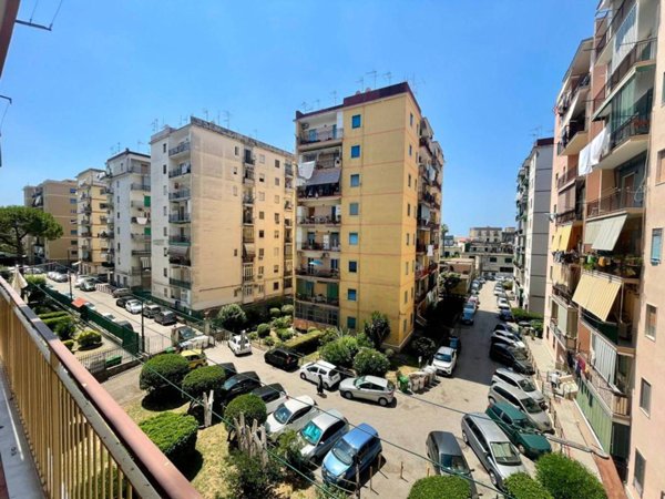 appartamento in vendita a Napoli in zona San Giovanni a Teduccio