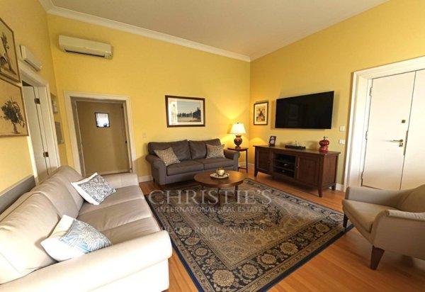 appartamento in vendita a Napoli in zona Vomero