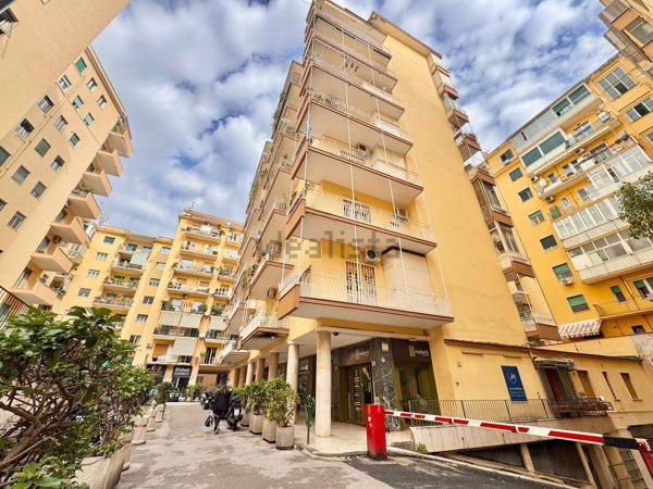 appartamento in vendita a Napoli in zona Vomero