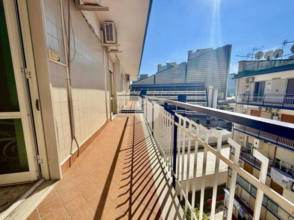 appartamento in vendita a Napoli in zona Poggioreale