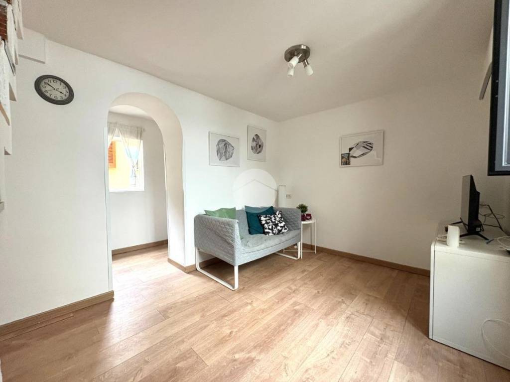 appartamento in vendita a Napoli in zona Stella