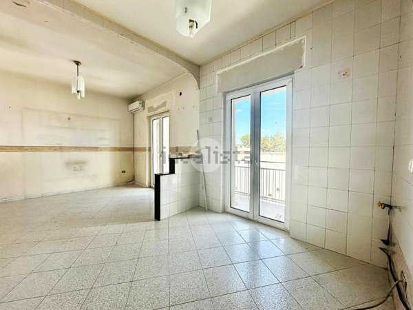 appartamento in vendita a Napoli in zona Piscinola