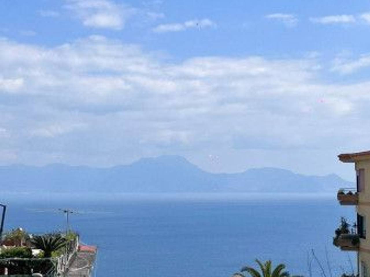 appartamento in vendita a Napoli in zona Posillipo