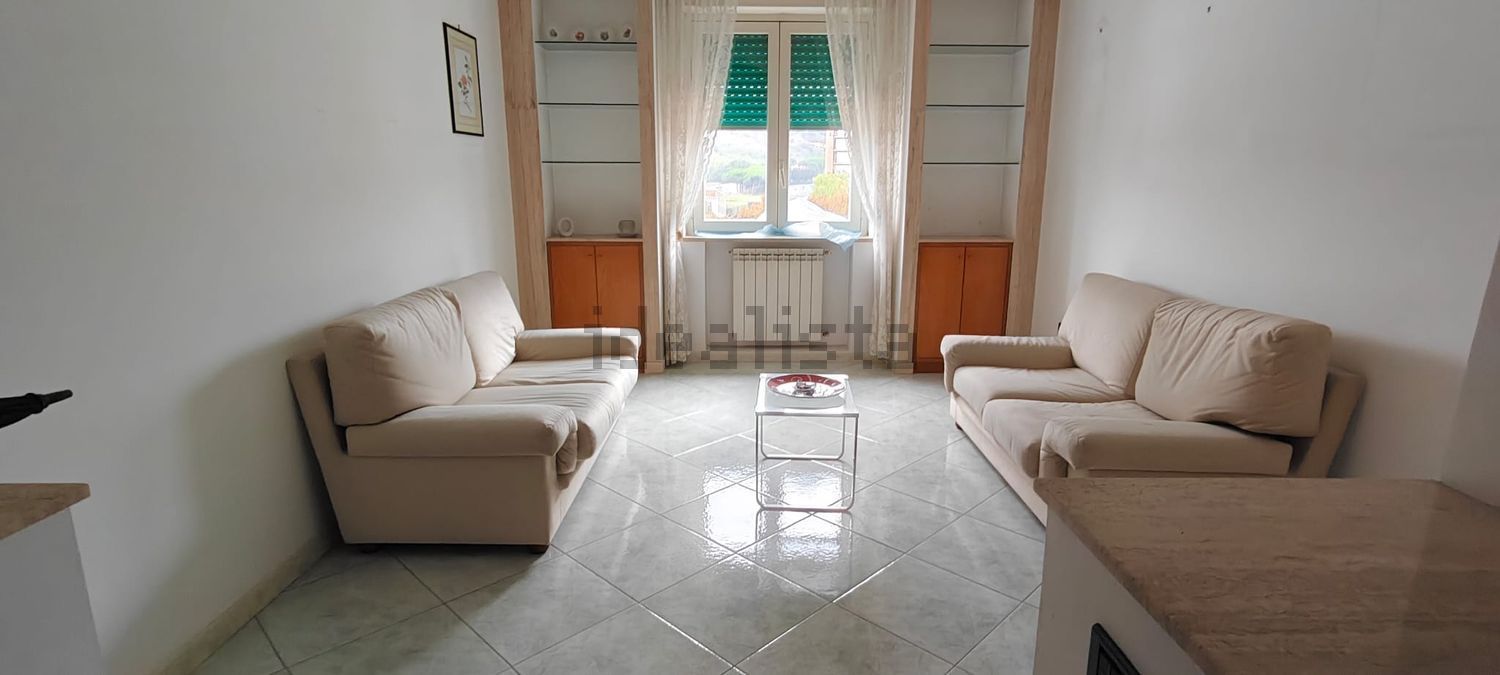 appartamento in vendita a Napoli in zona Fuorigrotta