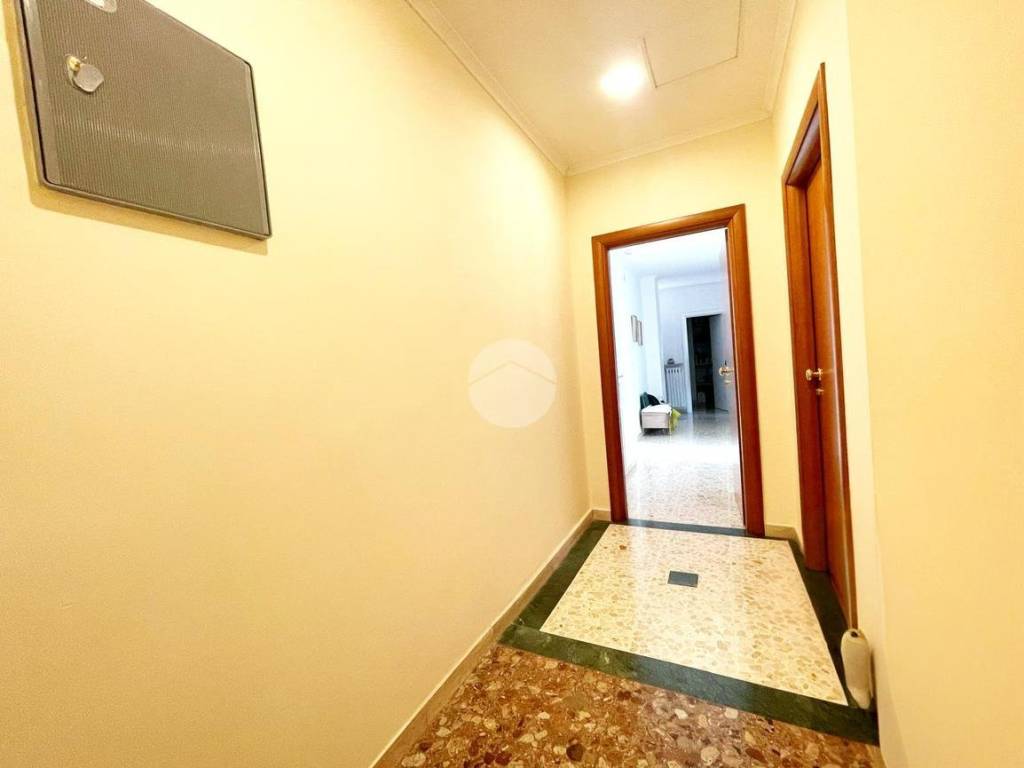 appartamento in vendita a Napoli in zona Mercato