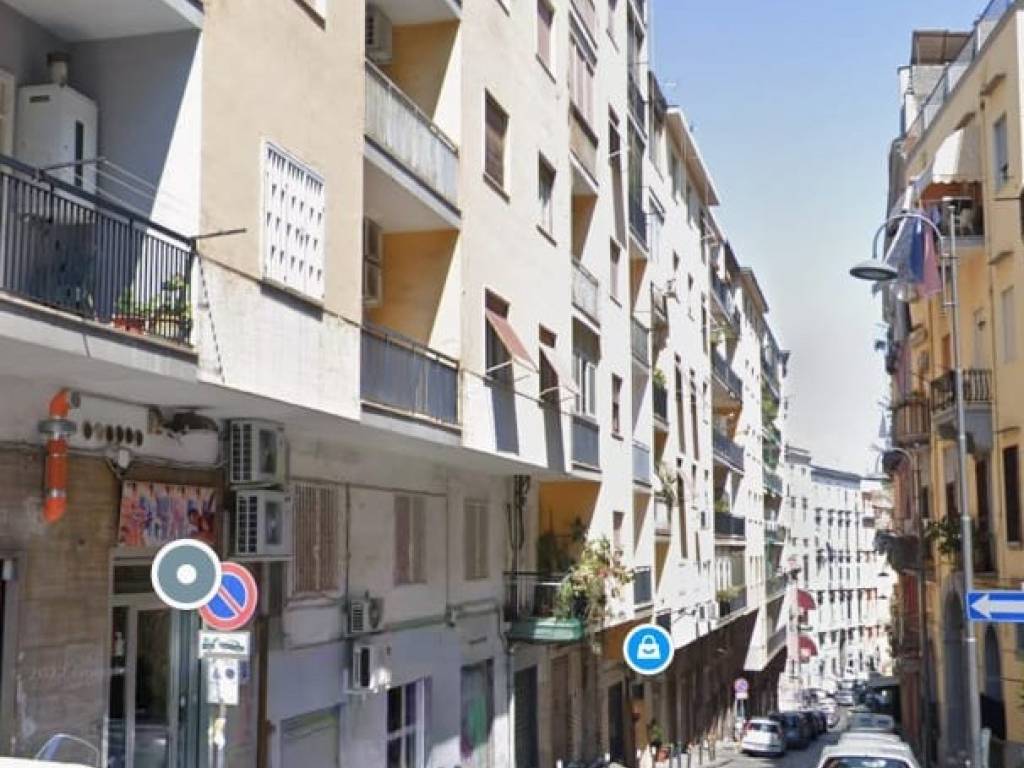 negozio in vendita a Napoli