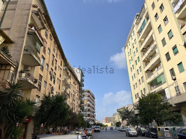 appartamento in vendita a Napoli in zona Fuorigrotta
