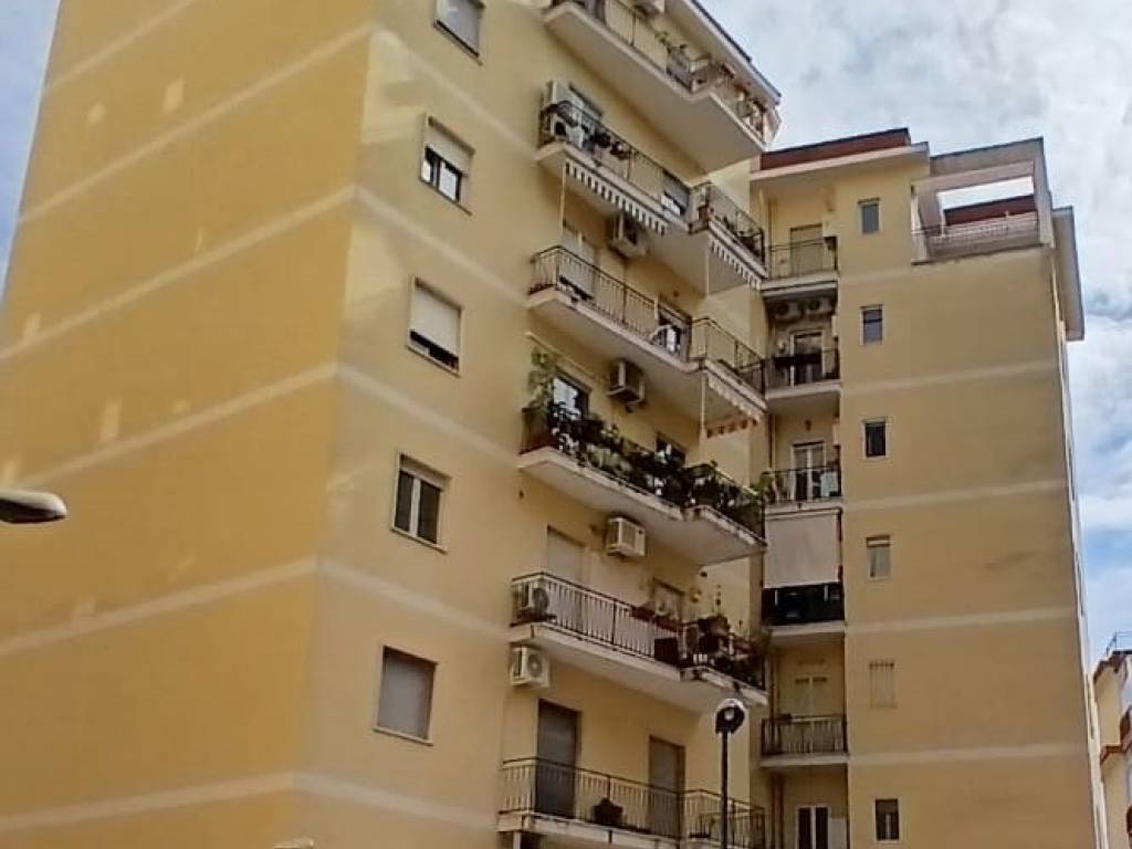 appartamento in vendita a Napoli in zona Arenella