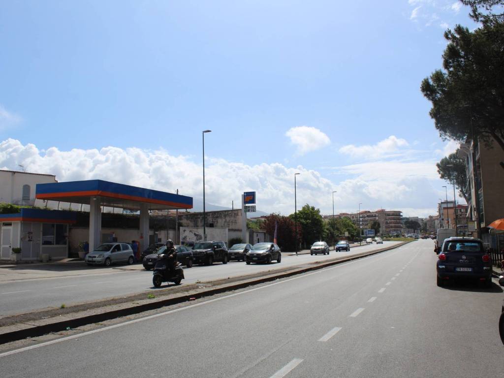 appartamento in vendita a Napoli in zona Barra