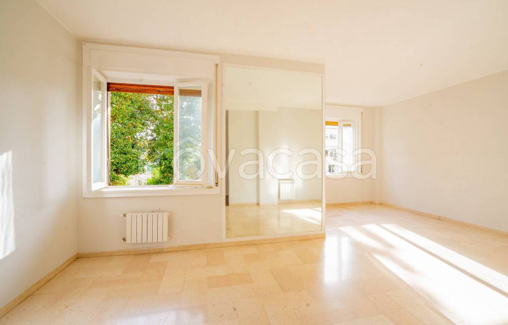 appartamento in vendita a Napoli in zona Posillipo