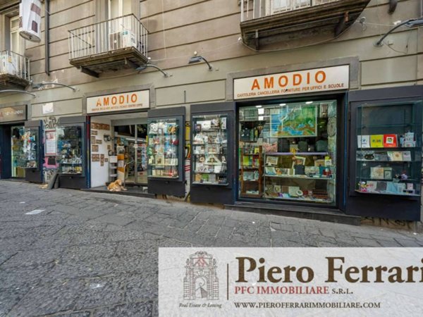 negozio in vendita a Napoli
