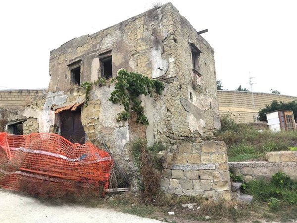 appartamento in vendita a Napoli in zona Bagnoli