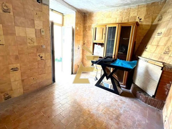 appartamento in vendita a Napoli in zona Piscinola