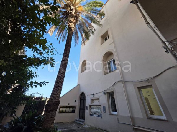 appartamento in vendita a Napoli in zona Stella